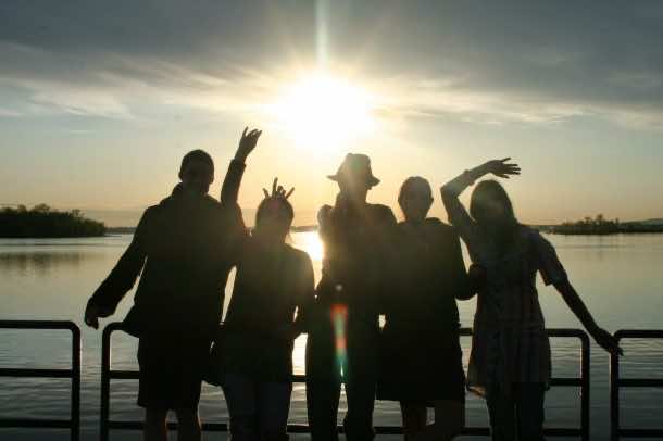 电话研究表明，我们只能有五个最好的Friends_image 4_wonderful Engineering