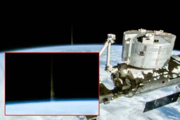 国际空间站实时拍摄到的从地球上冒出的飙升光束