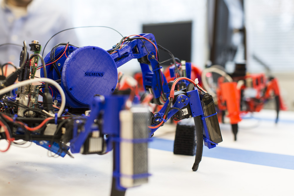 美国新泽西州普林爱游戏备用斯顿西门子机器人实验室/ /