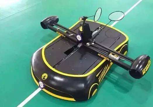 羽毛球机器人