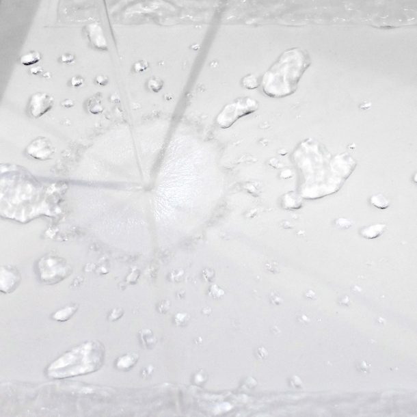 藐视引力定律的喷泉