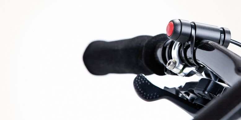 隐藏的汽车自行车