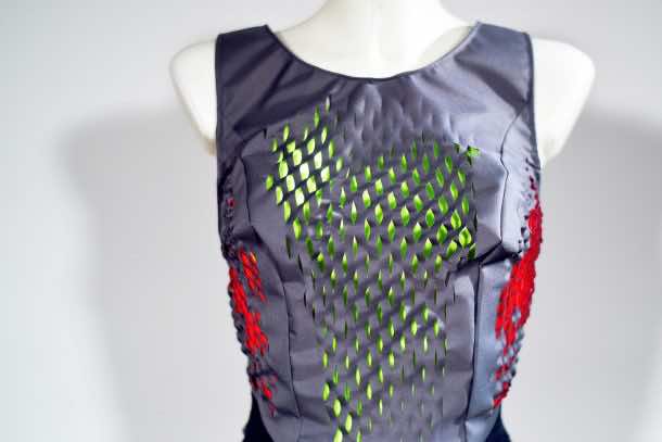 肌肉的衬衫将改变形状来显示如何锻炼Going_Image 0