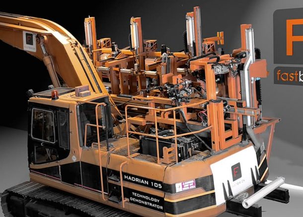 观看这位单臂机器人土木工程师建造房屋的房子比人_Image快四倍