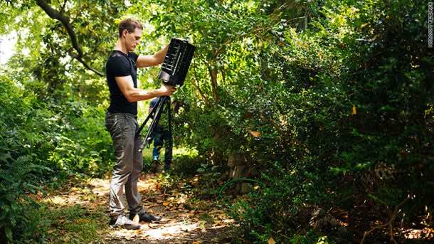 杰克逊与微软的设备。学分:money.cnn.com