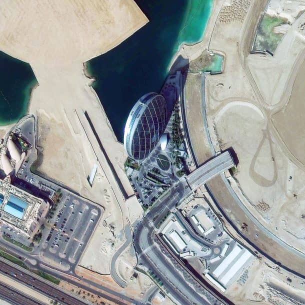 看一下外部空间_Image最著名的建筑作品1