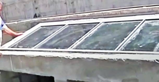 图片通过AJ+通过截图