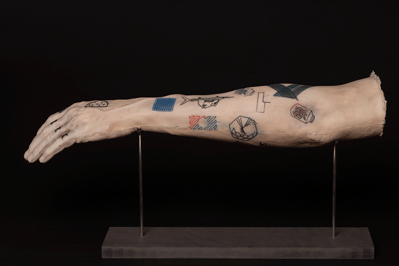 将来，机器人会照顾身体inking_image 1