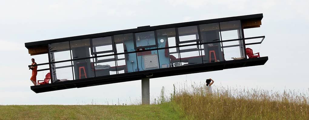 性能建筑两位艺术家建造了360度旋转房屋，然后移动In_image 0