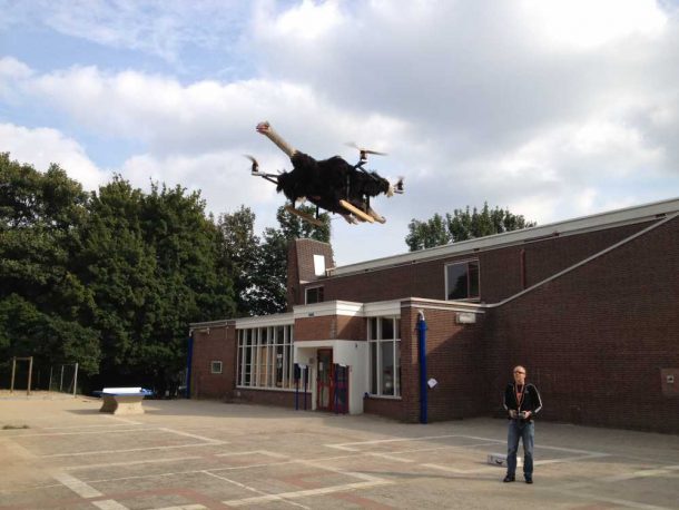 这个项目把你死去的宠物变成无人机，让它们飞起来