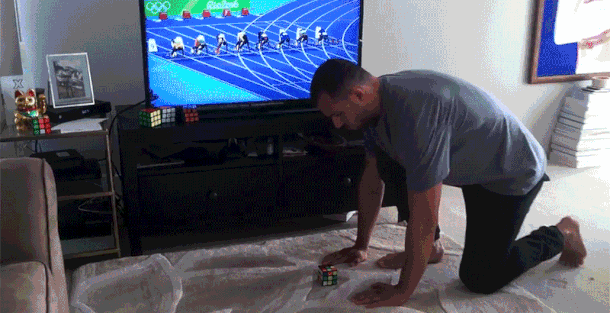 这个魔方大师挑战最快的男人Earth_Image 0