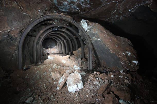 视频显示了英国最大的非核爆炸的地点70年后_Image 3