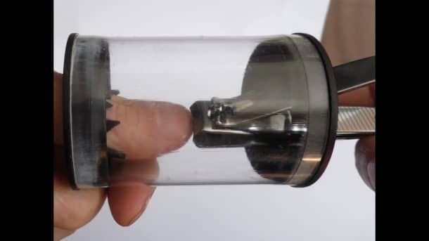 学分:指甲胶囊/ Kickstarter