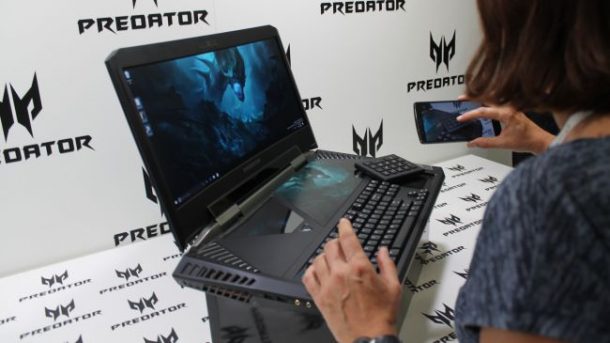 宏碁推出世界上第一个弯曲的笔记本电脑眼球追踪Technology_Image 13爱游戏ayx体育