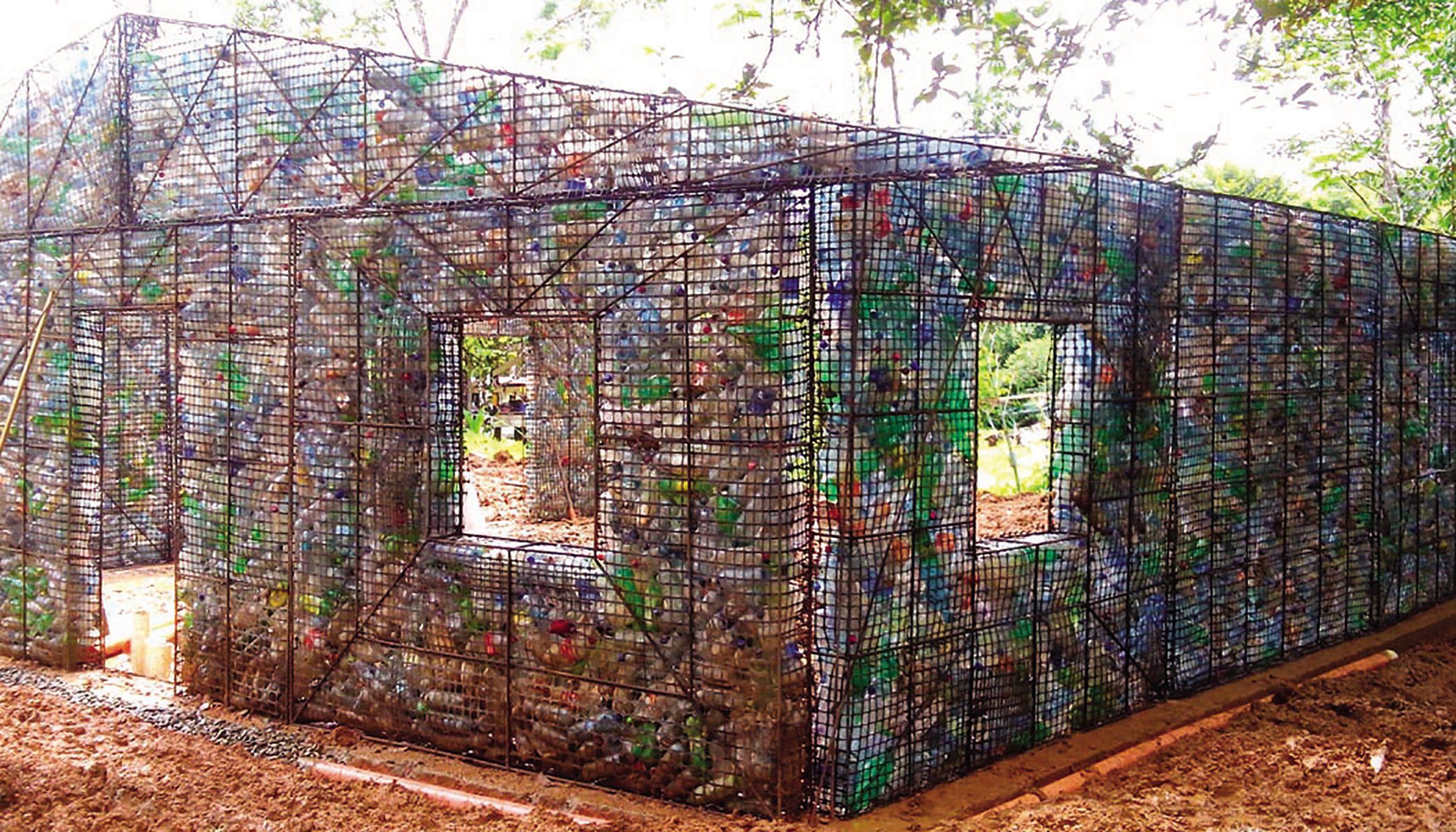 bottle-house-2