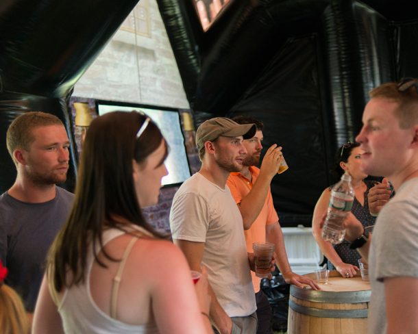 inflatable-pub-is-the-best-option-for-your-next-party_image-11