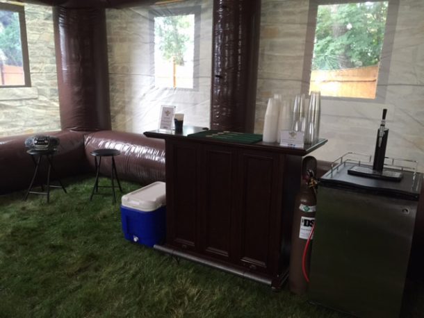 inflatable-pub-is-the-best-option-for-your-next-party_image-17