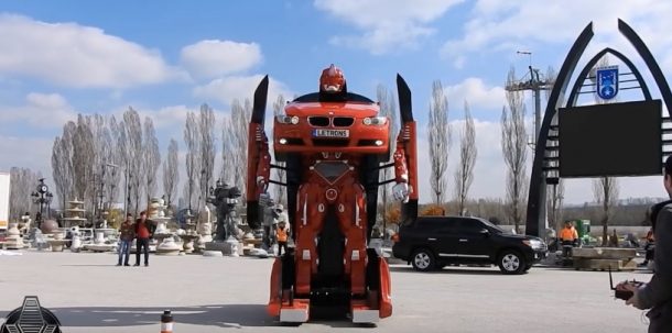 现在您可以使用罐头买入-A-a-a-a-bmw-transformer_image-0