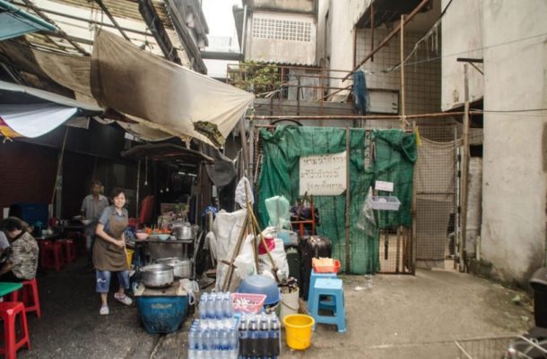 曼谷转变为遗弃的购物中心 -  ininto-into-the-into the-the-the-aquarium_image-5