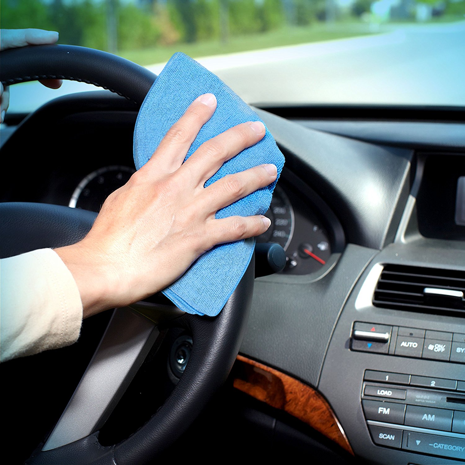 car-cleaning-cloth