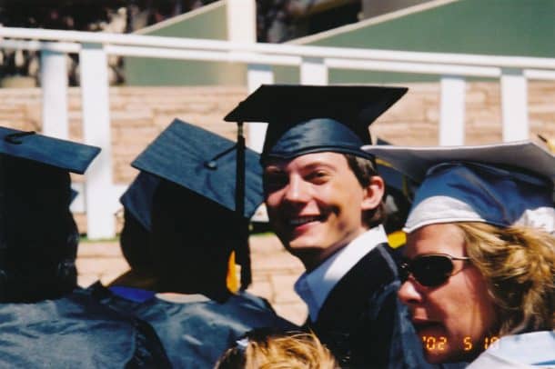 dead-friend-brought-back-as-ai-chatbot_image-3