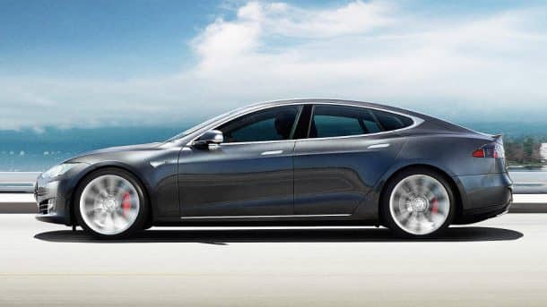 the-german-government-asks-tesla-to-stop-calling-its-autopilot-an-autopilot_image-0