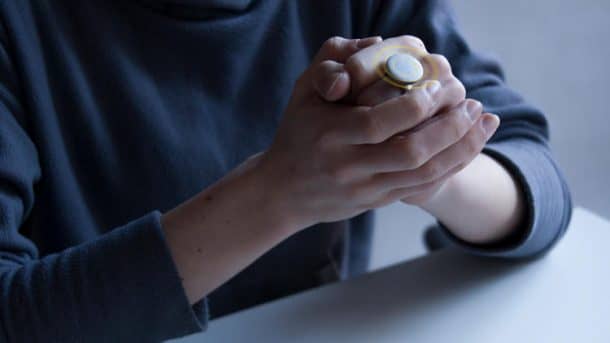 这个球形键盘 - 助理 - 助理 - 摩尔 - 索引language_image-10