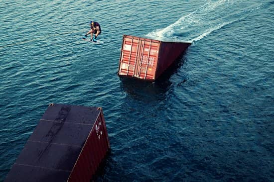 多米尼克·赫恩勒（Dominik Hernler）