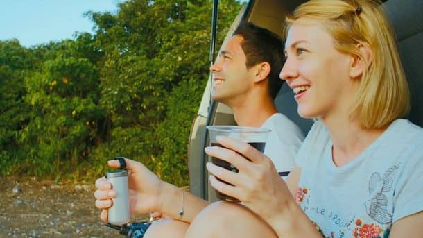 拇指键入的无线电孔 -  uav-have-been-been-waiting-for_image-4