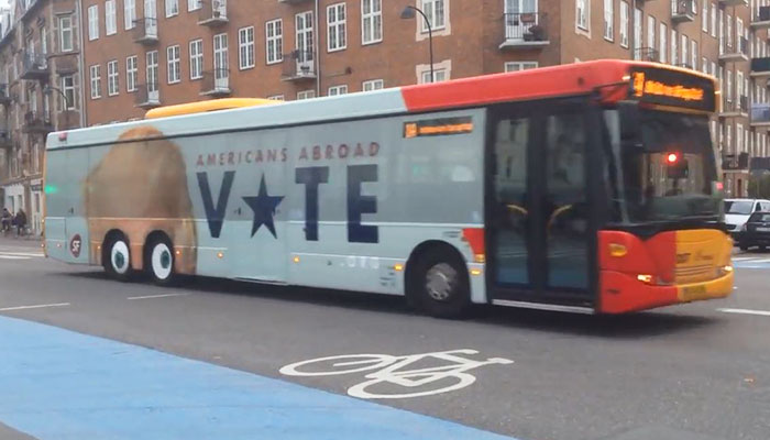 Donald-Trump-Bus-Americans-Americans-Copenhagen-1