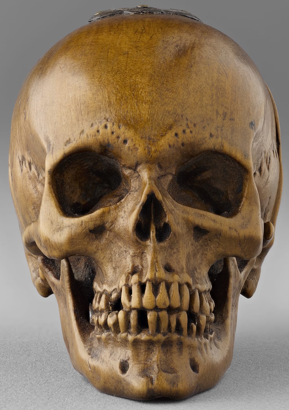 miniature-boxwood-carvings-16th-century-7