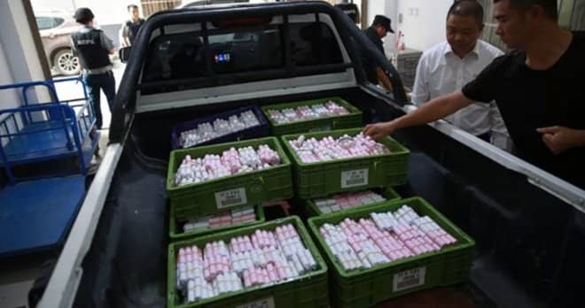 一名男子用一吨硬币买了一辆宝马