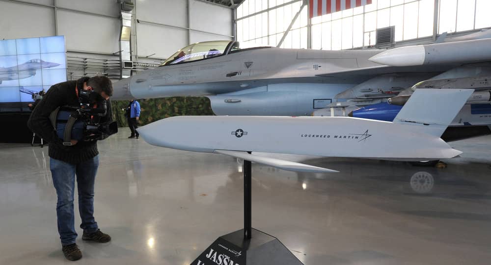 我们的JASSM导弹