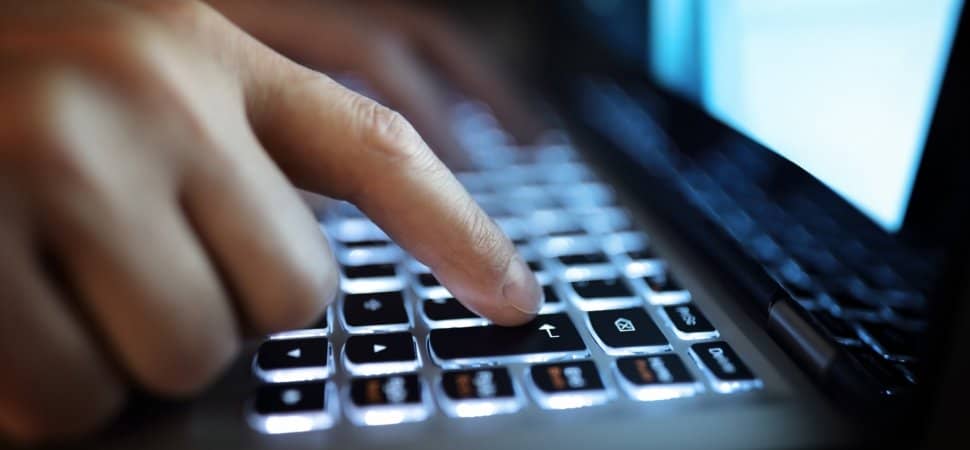 停止使用这三个词来防止你在邮件中听起来粗鲁