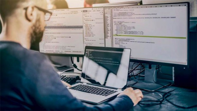 最新的计算机内存将取代DRAM和Flash驱动器