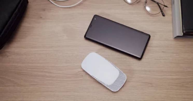 索尼的新空调可穿戴的Reon口袋里