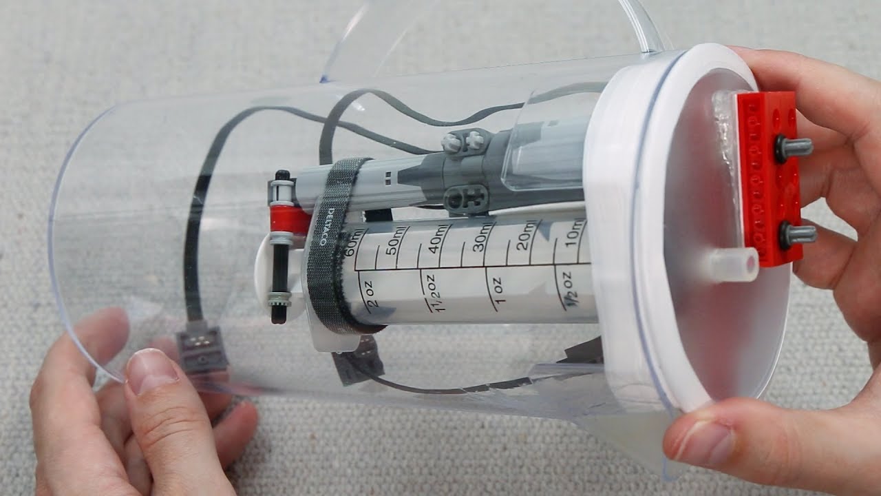 学习如何构建一个乐高微型潜艇在这个视频