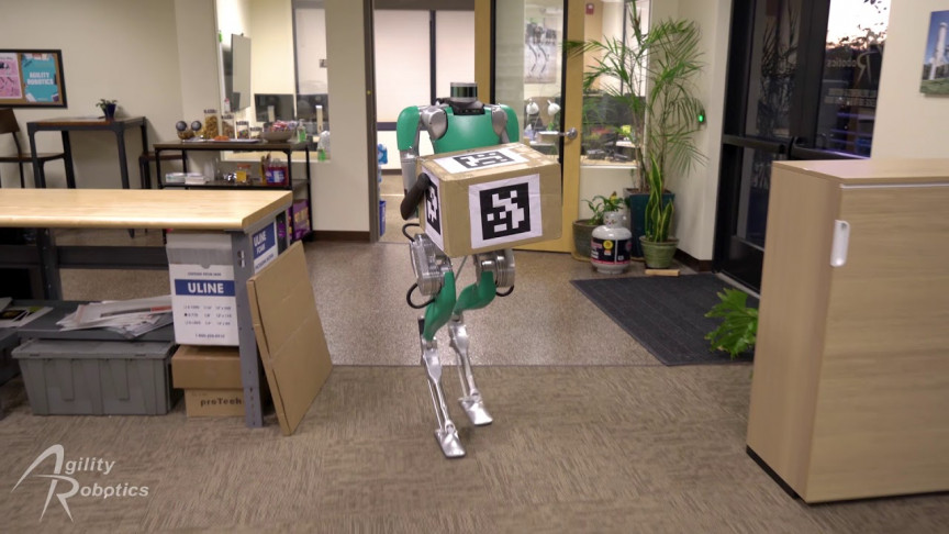 查看Digit V2  - 敏捷机器人技术的送货机器人爱游戏备用