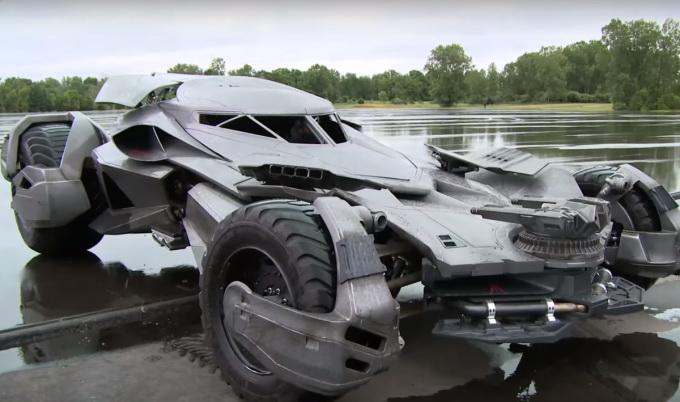 你可以得到你自己的蝙蝠车只有850000美元