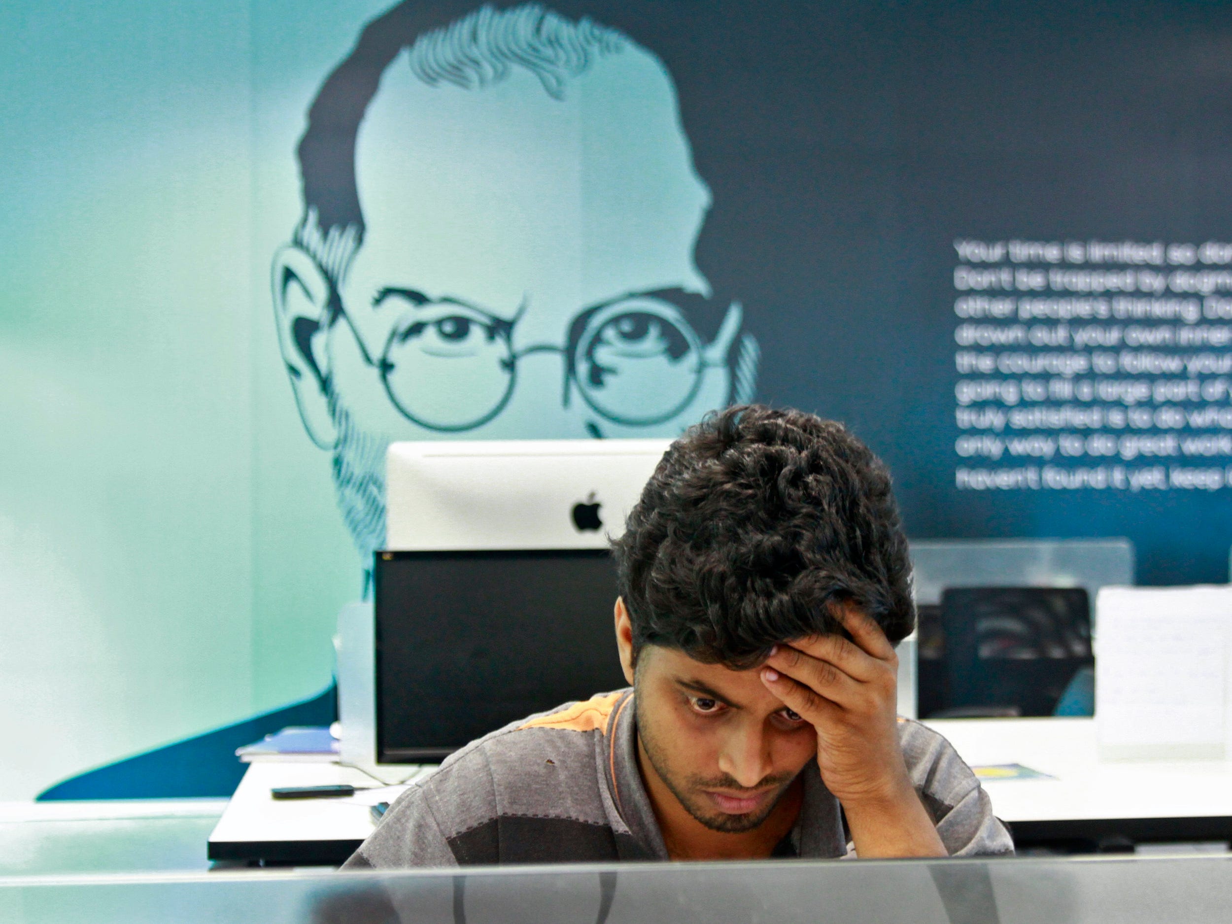 您不需要四年制学位 - 苹果，Netflix和Google说