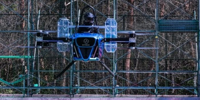 SkyDrive表示,日本首次载人Multi-rotor飞行了
