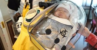 中国爸爸构建一个自定义安全舱为他儿子