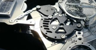 SMD工厂创建一个Steampunk-Themed名片持有人