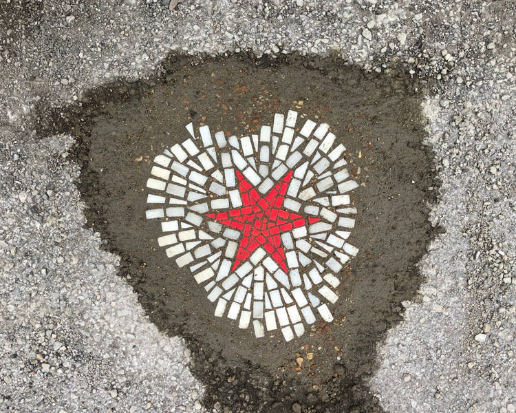 满足吉姆Bachor——芝加哥的壶穴艺术家转换凹坑