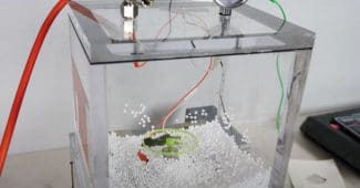 行动实验室-风扇被放置在一个真空室