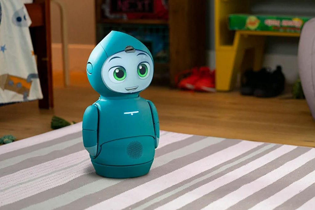 认识Moxie  - 一个$ 1,500的机器人，可以教孩子们