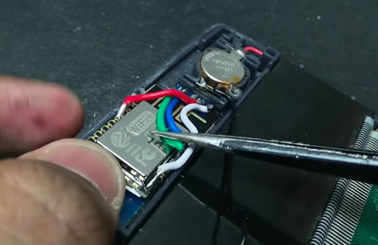 这个Casio计算器是一个复杂的作弊小工具