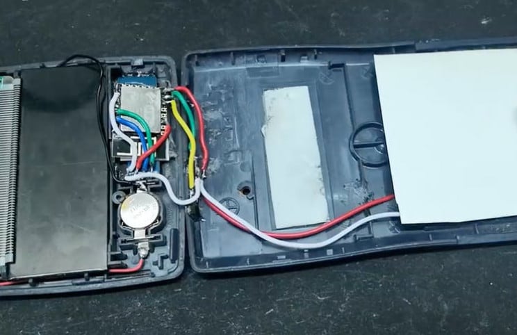 这个Casio计算器是一个复杂的作弊小工具