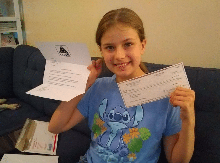 莉迪亚·丹顿12岁了，正在预防高温汽车死亡