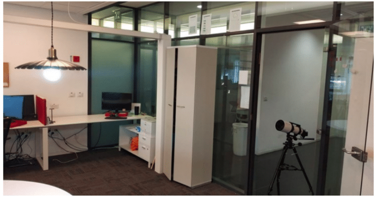 黑客可以用灯泡偷听谈话